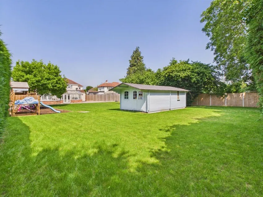 Homecroft Drive, Uckington, photo 41