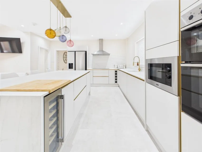 Homecroft Drive, Uckington, photo 10