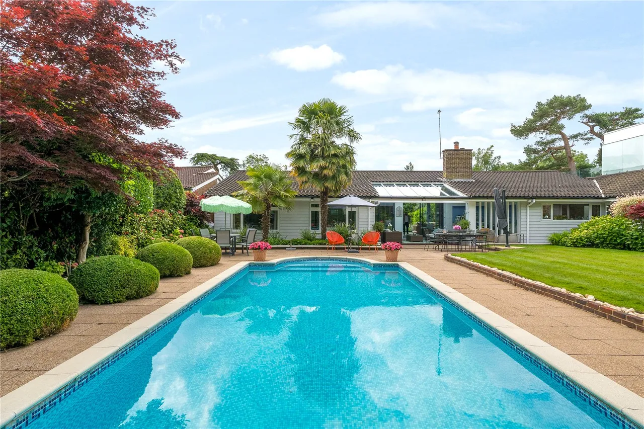 Barnet Road, Arkley, Hertfordshire, EN5 3LJ, photo 25