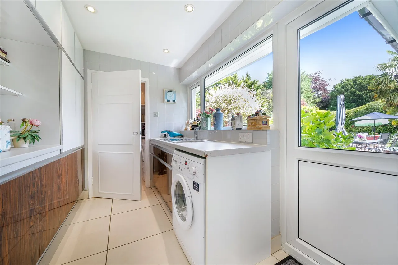 Barnet Road, Arkley, Hertfordshire, EN5 3LJ, photo 17