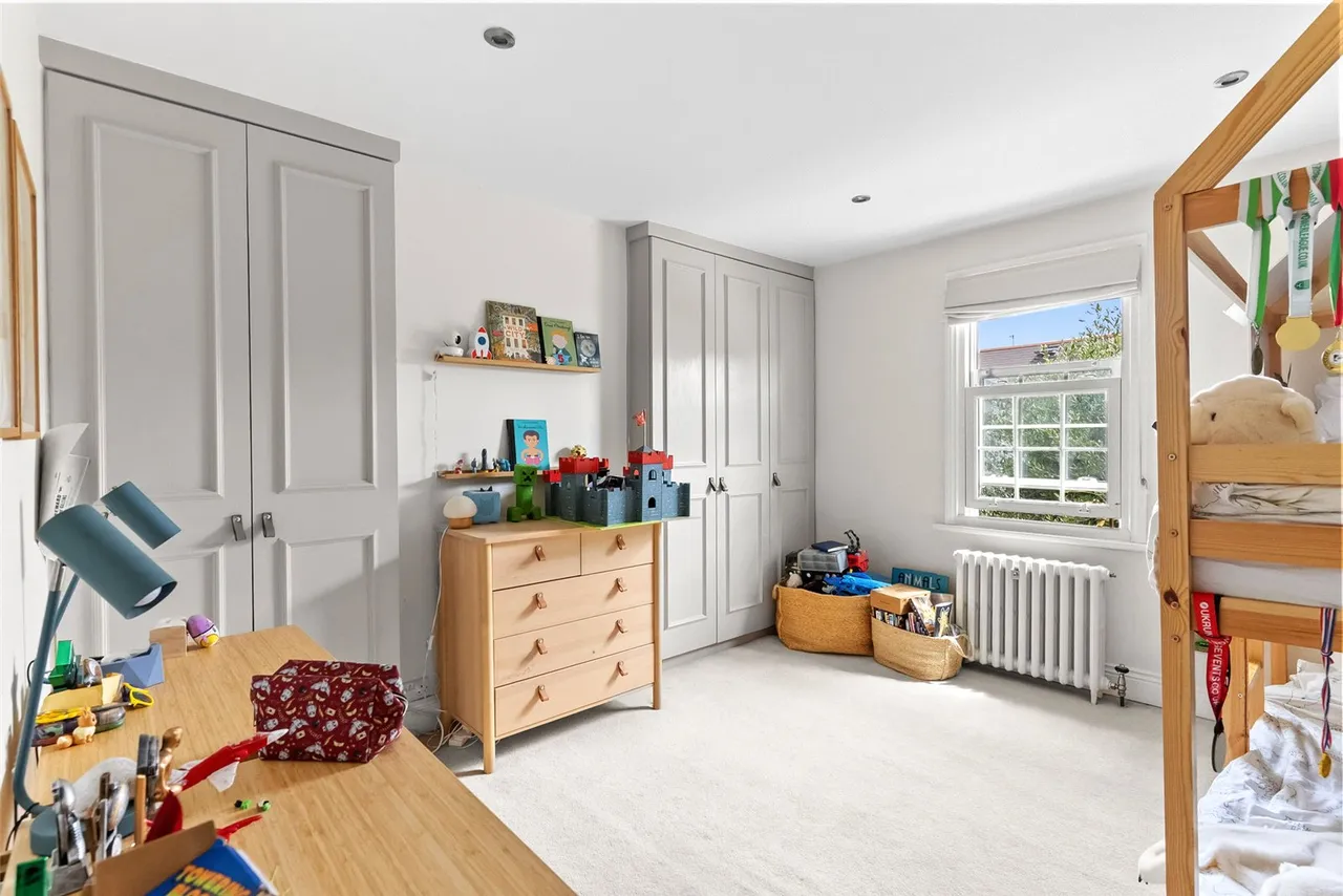 Halliford Road, Sunbury, TW16 6DR, photo 8