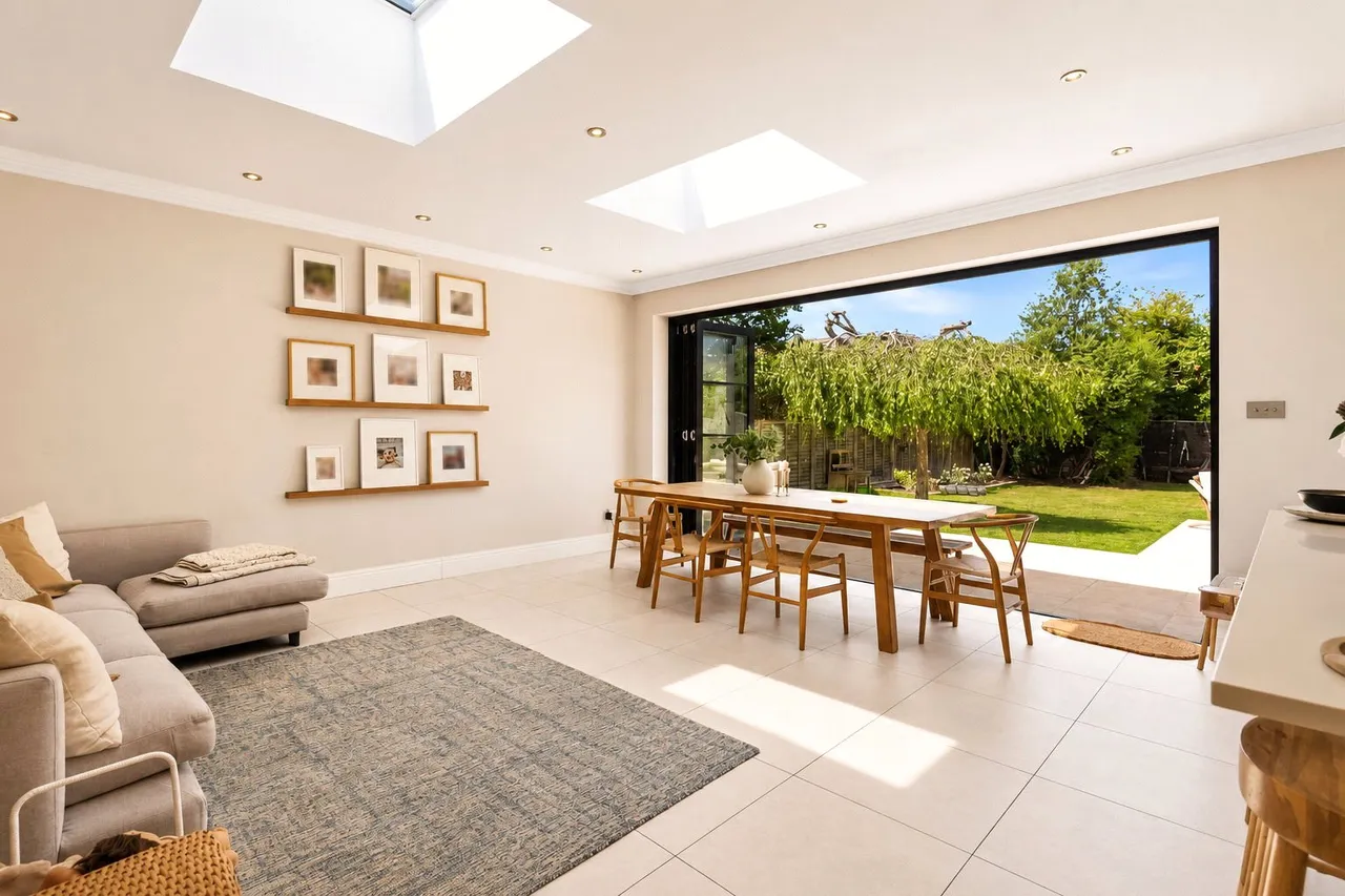 Halliford Road, Sunbury, TW16 6DR, photo 5