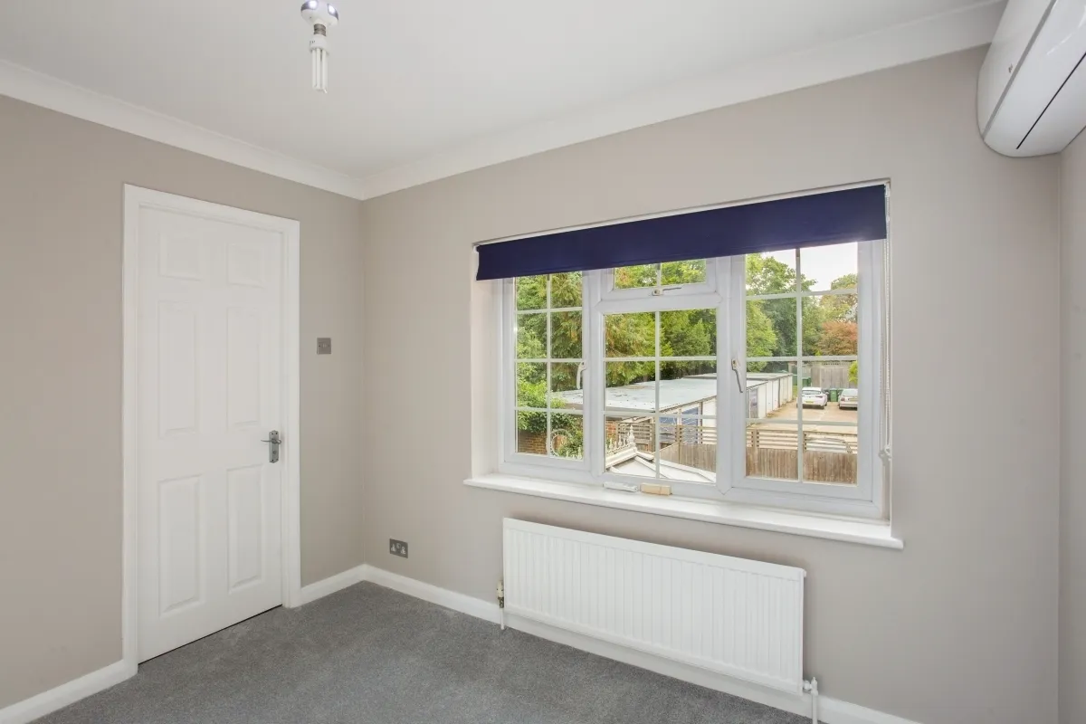 Gainsborough Court, Walton-on-Thames ..., photo 10