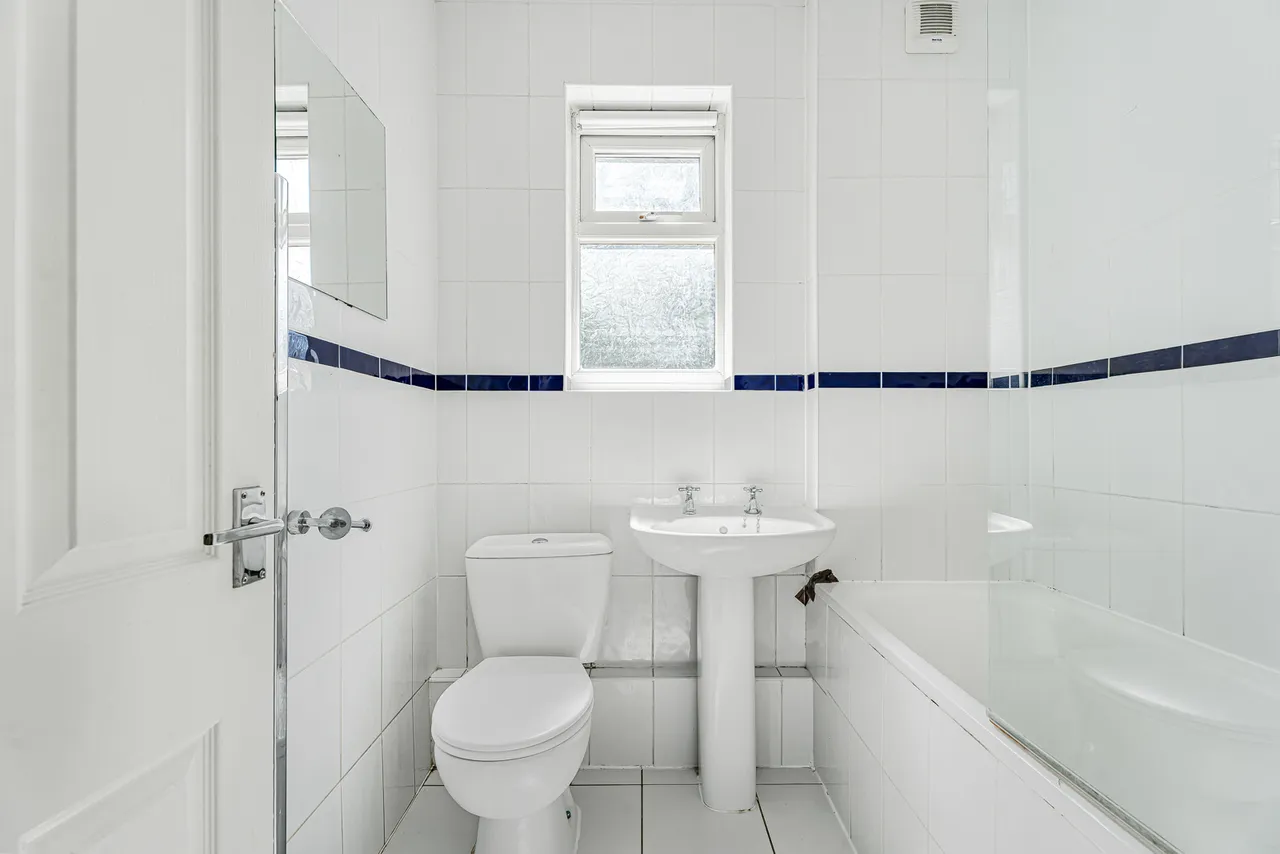 Algar Close, Isleworth, TW7, photo 23