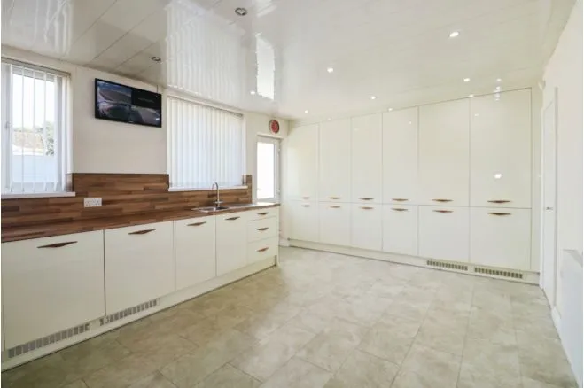 Coldbrook Road East, Barry, CF63, photo 11