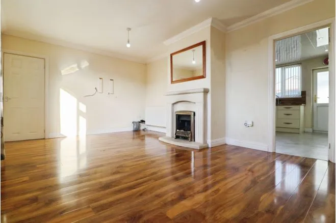 Coldbrook Road East, Barry, CF63, photo 4