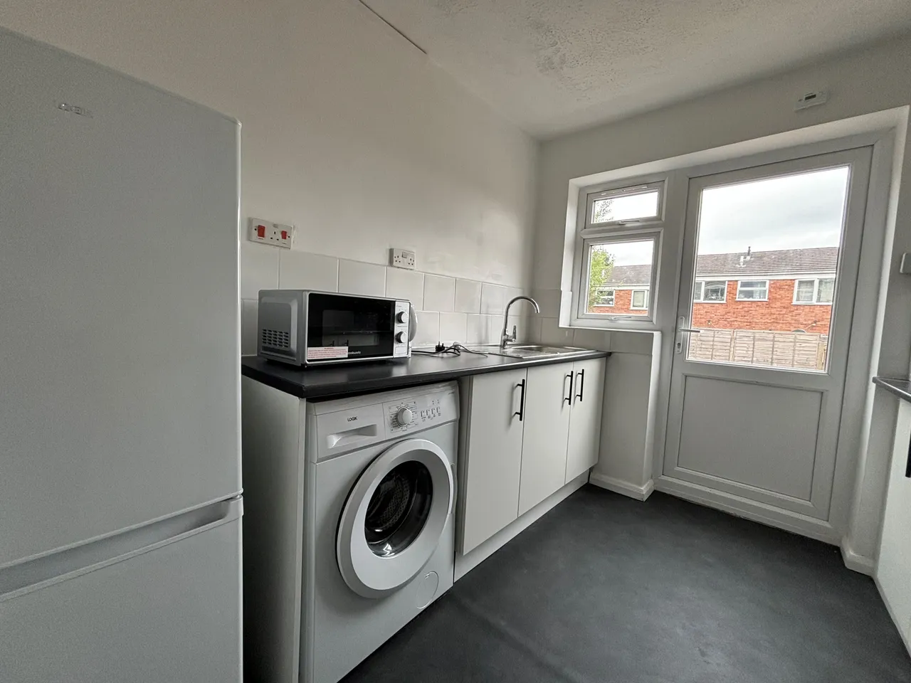 Stirrup Close, Walsall, WS5, photo 3