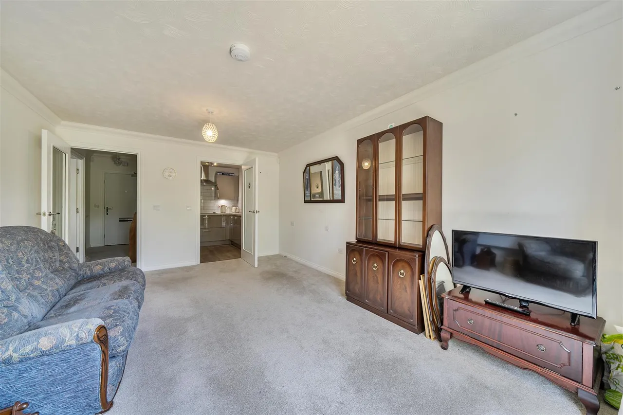Birchwood Park Avenue, Swanley, BR8, photo 4