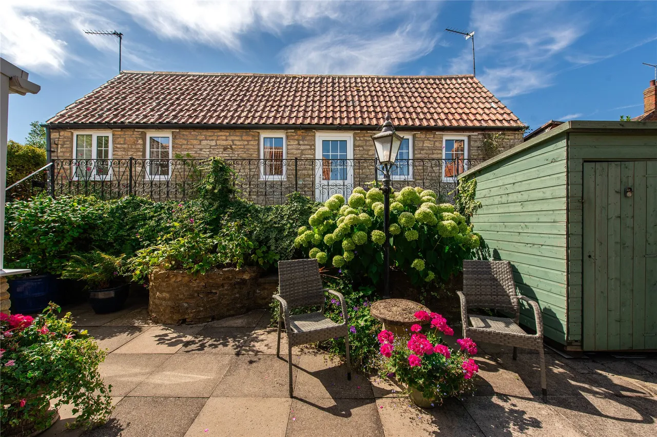 Northampton Road, Yardley Hastings, NN7, photo 17
