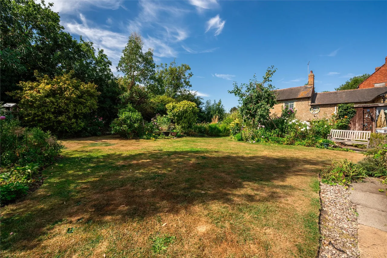 Northampton Road, Yardley Hastings, NN7, photo 3