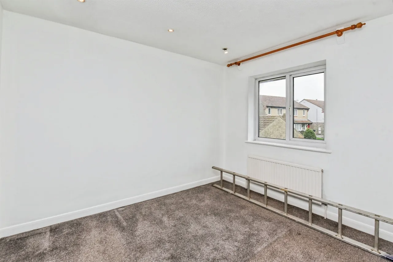 Bright Close, Chippenham, SN15, photo 12
