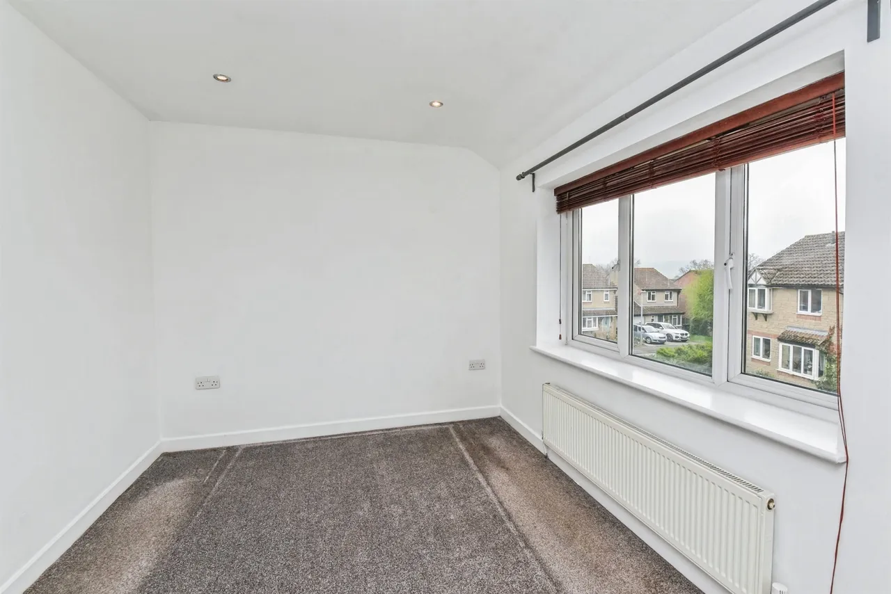 Bright Close, Chippenham, SN15, photo 8