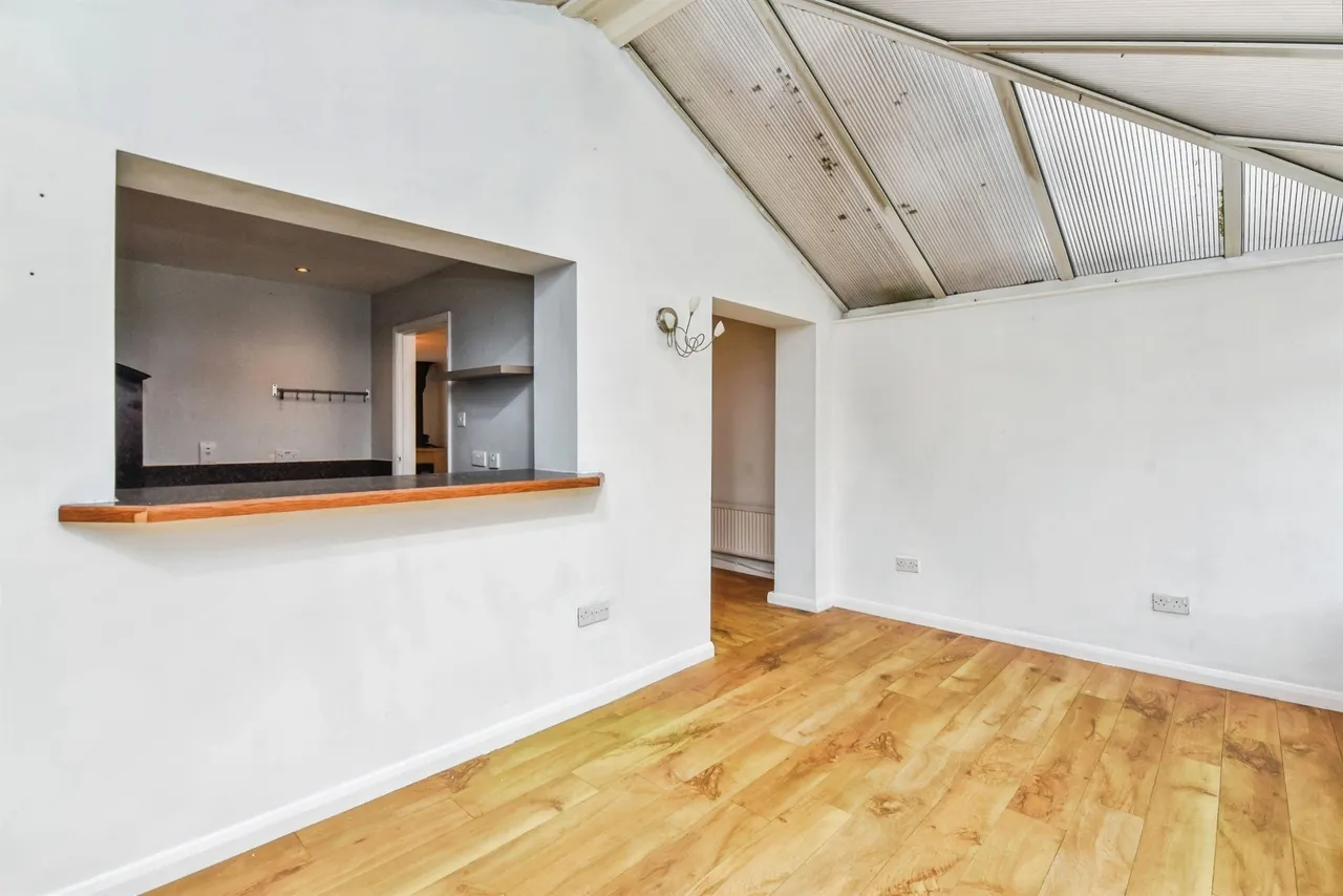 Bright Close, Chippenham, SN15, photo 7