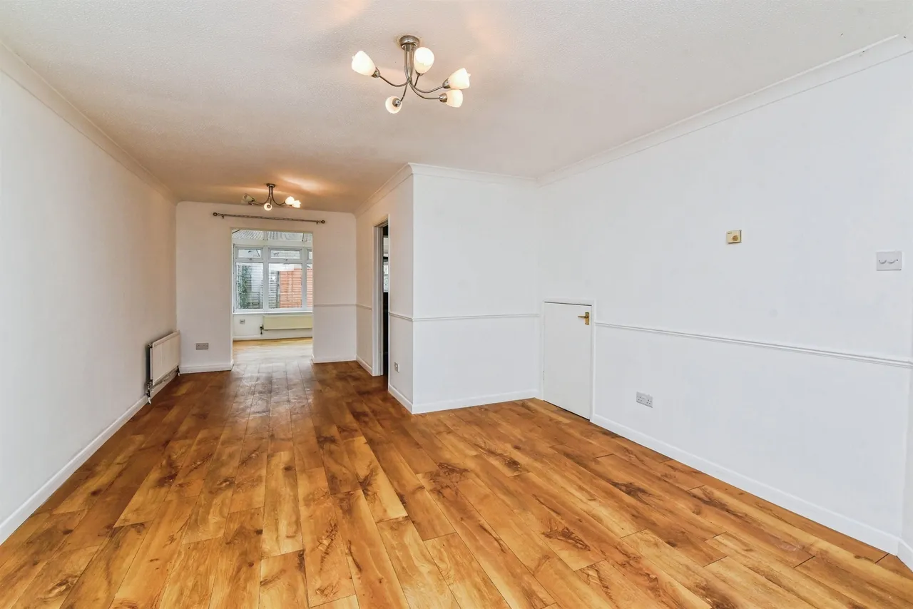 Bright Close, Chippenham, SN15, photo 5