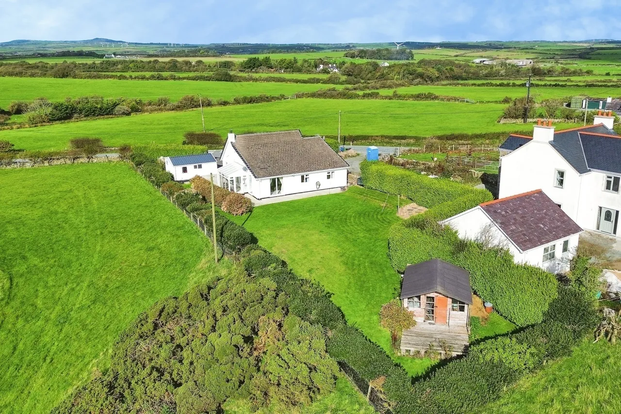 Carmel, Llannerch-y-Medd, LL71, photo 25