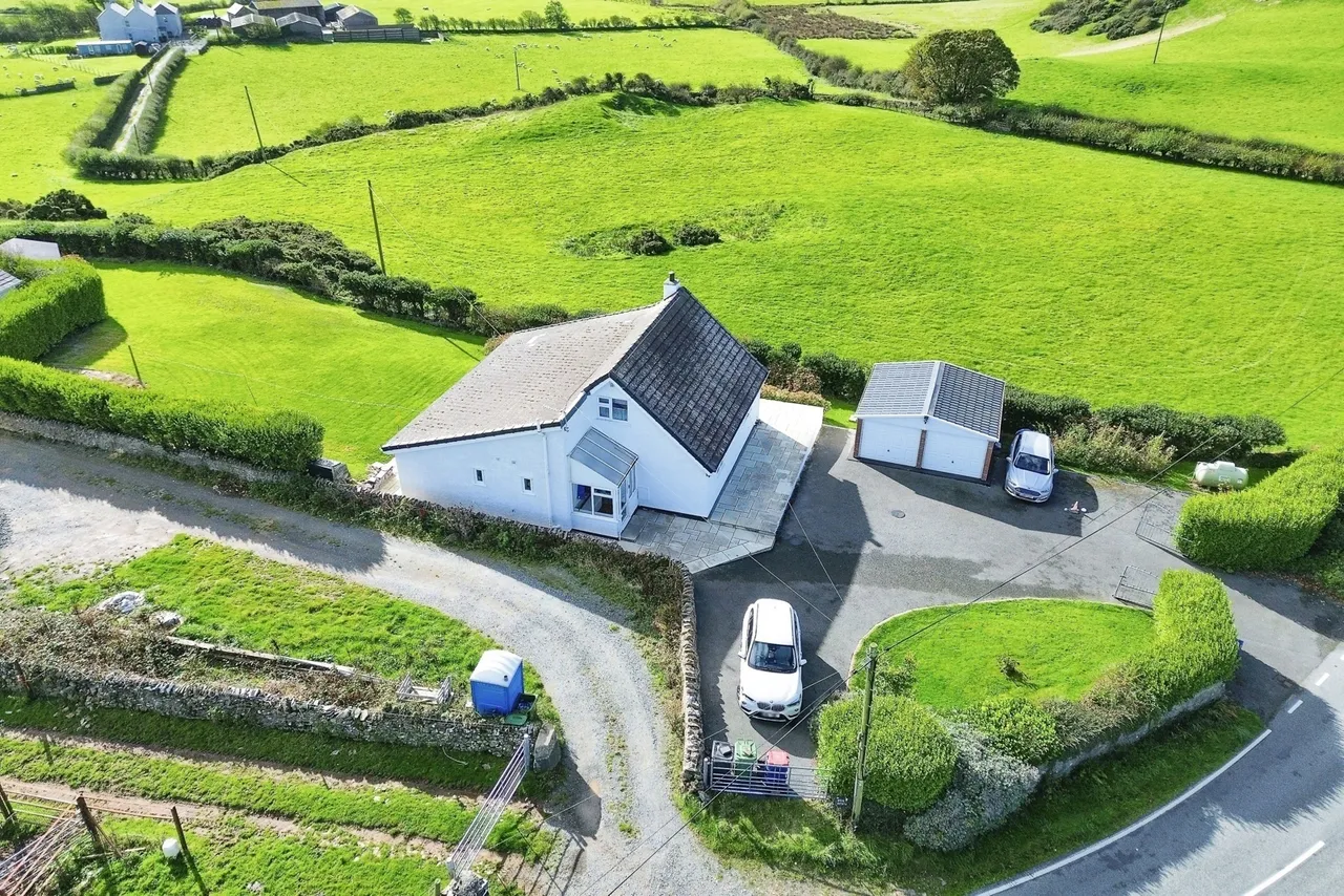 Carmel, Llannerch-y-Medd, LL71, photo 23