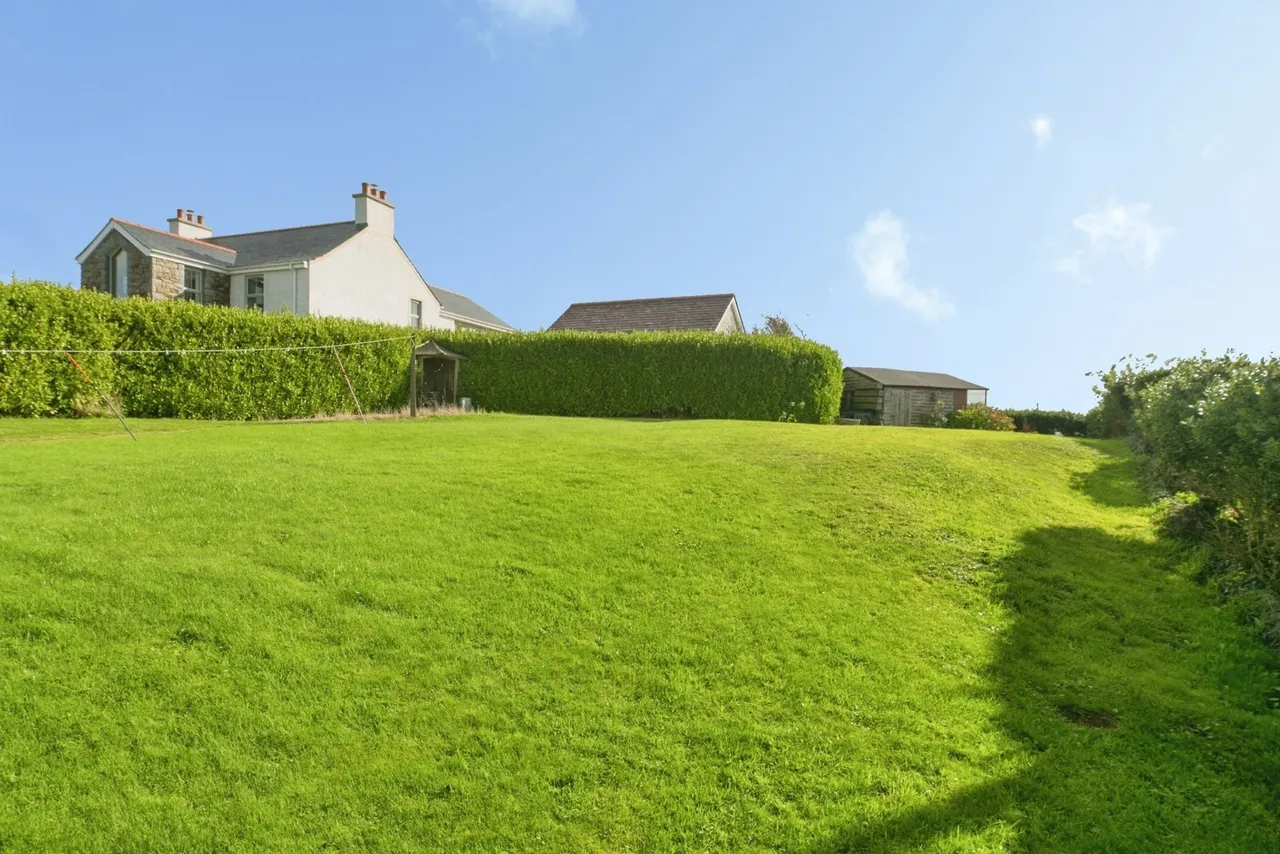 Carmel, Llannerch-y-Medd, LL71, photo 37