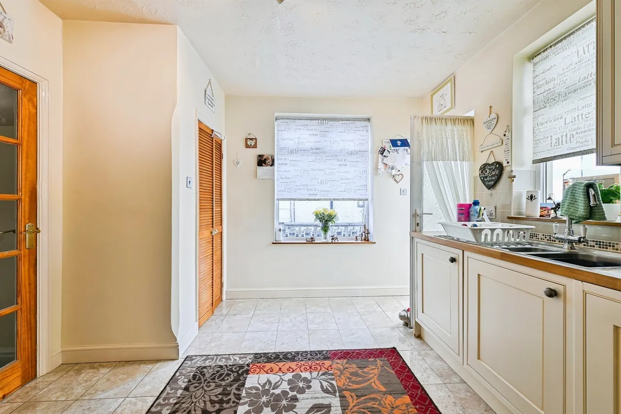 Charnwood Grove, Hucknall, NG15, photo 8