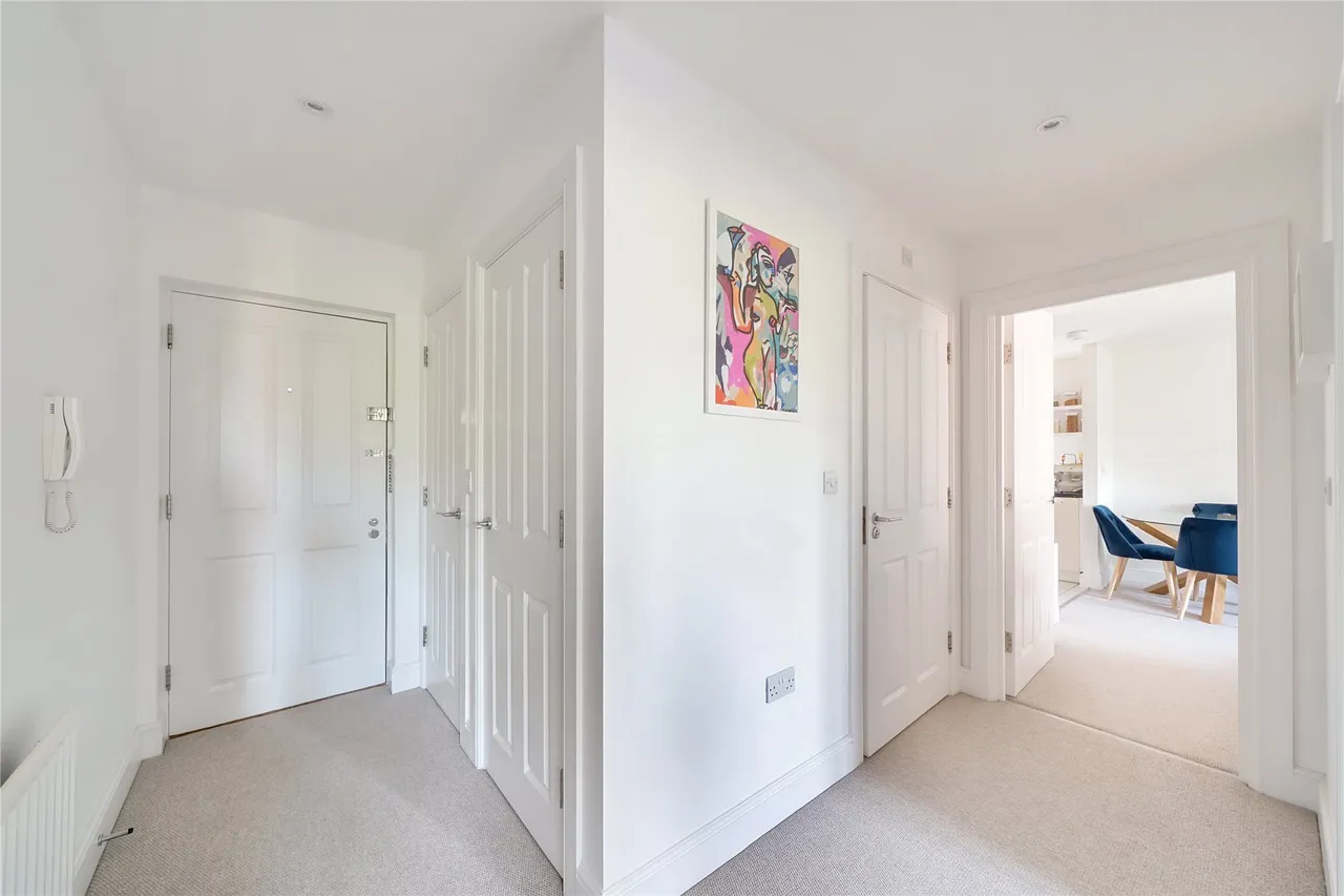 Springview, 1 Knotley Way, West Wickham, BR4, photo 10