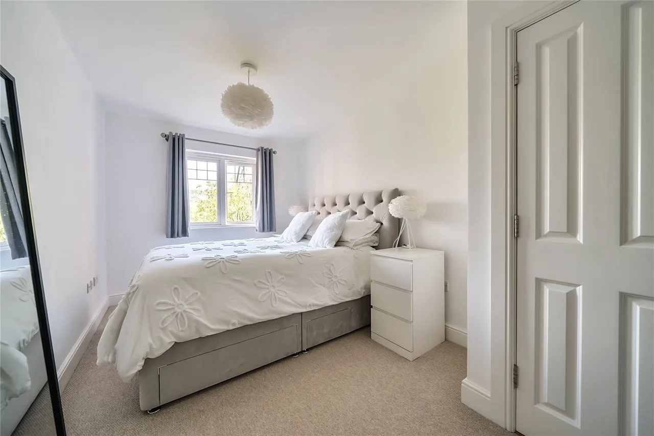 Springview, 1 Knotley Way, West Wickham, BR4, photo 14