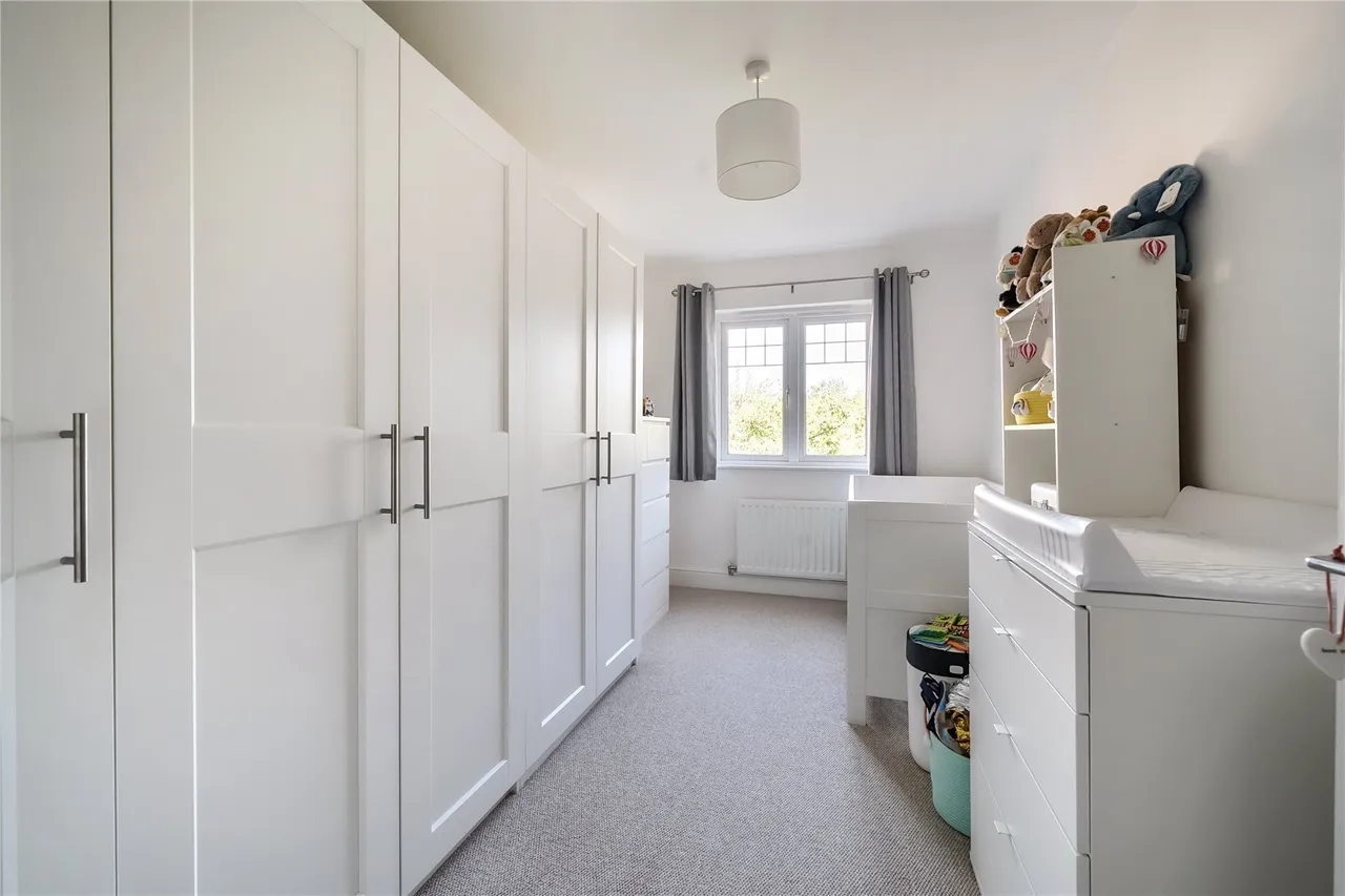 Springview, 1 Knotley Way, West Wickham, BR4, photo 8