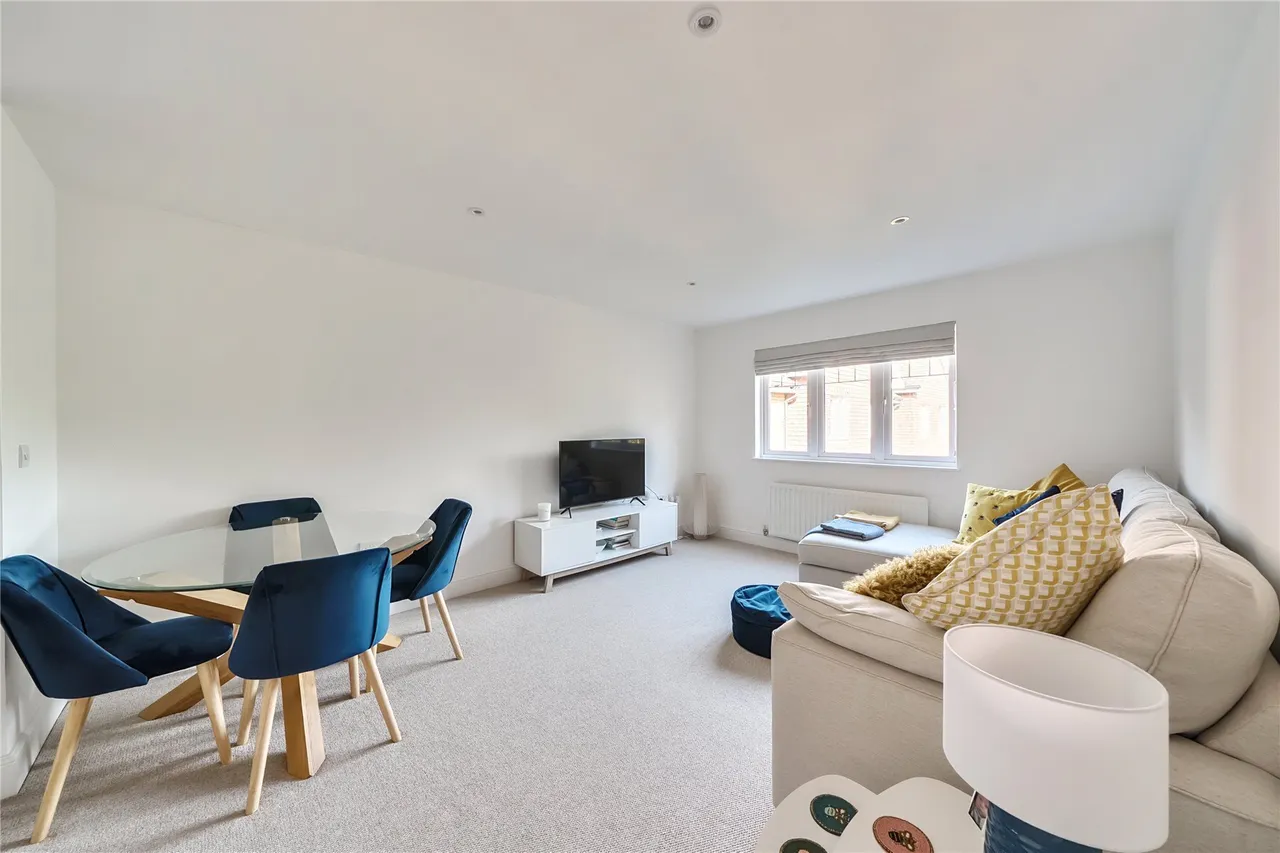 Springview, 1 Knotley Way, West Wickham, BR4, photo 13