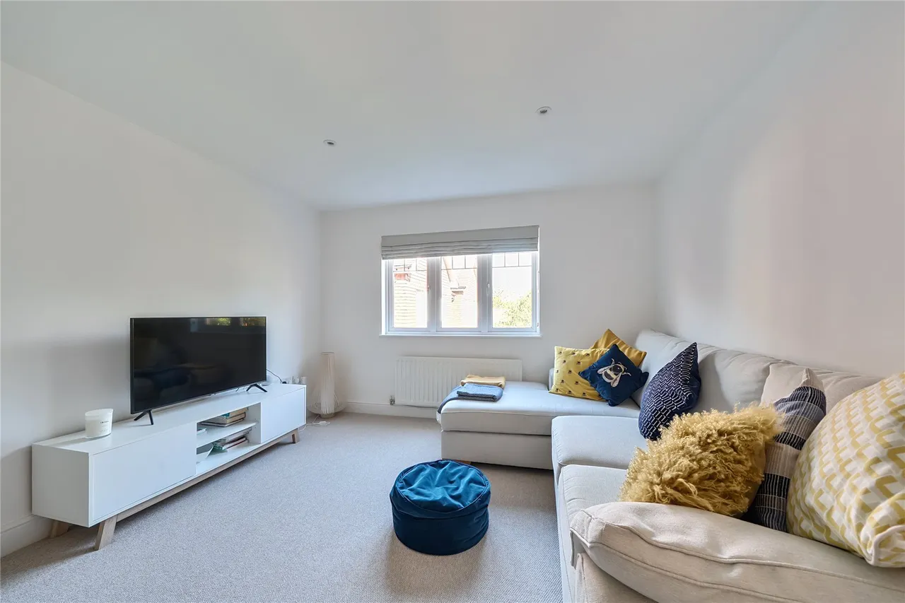 Springview, 1 Knotley Way, West Wickham, BR4, photo 15