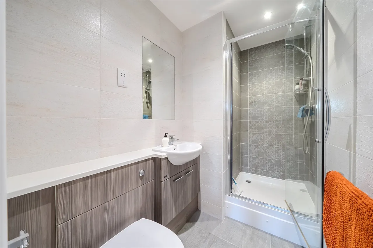 Springview, 1 Knotley Way, West Wickham, BR4, photo 7