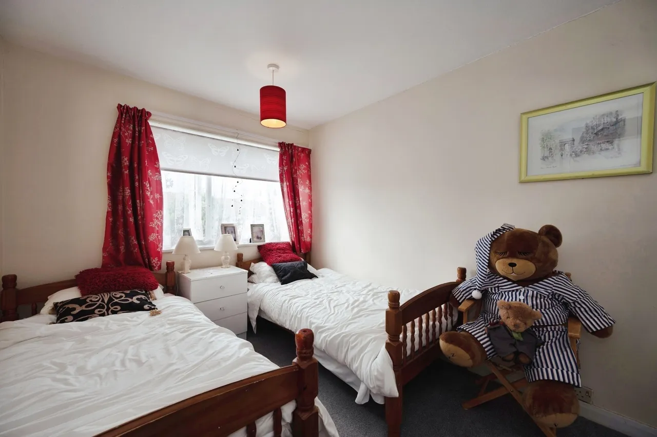 Elm Grove, Hayling Island, PO11, photo 9