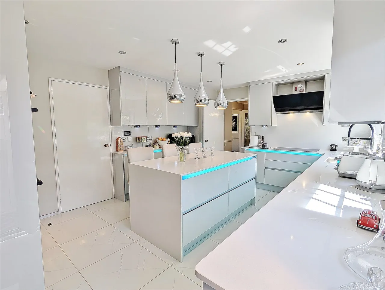 Commonfields, West End, GU24, photo 5