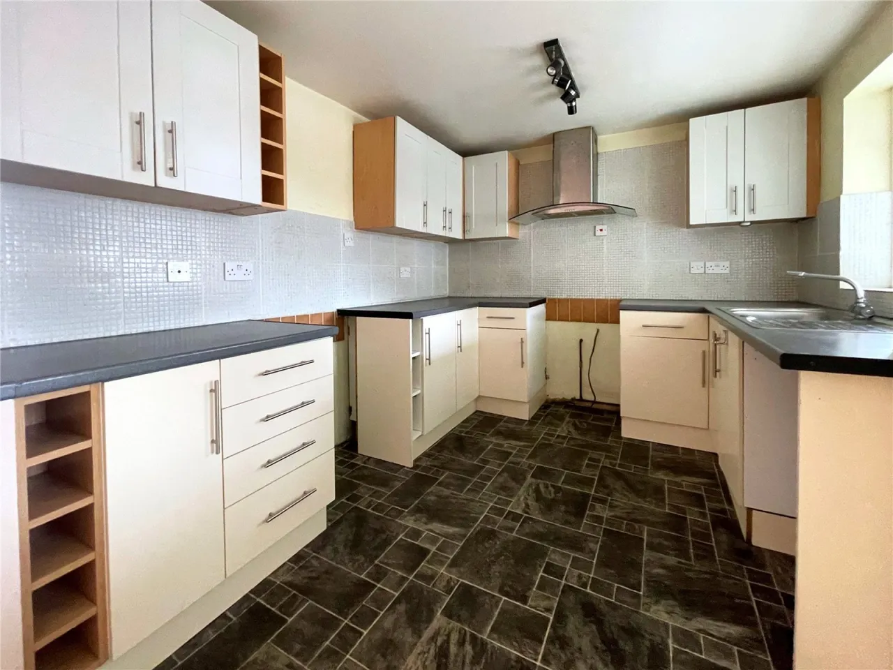 Crabtree Lane, Cirencester, GL7, photo 7