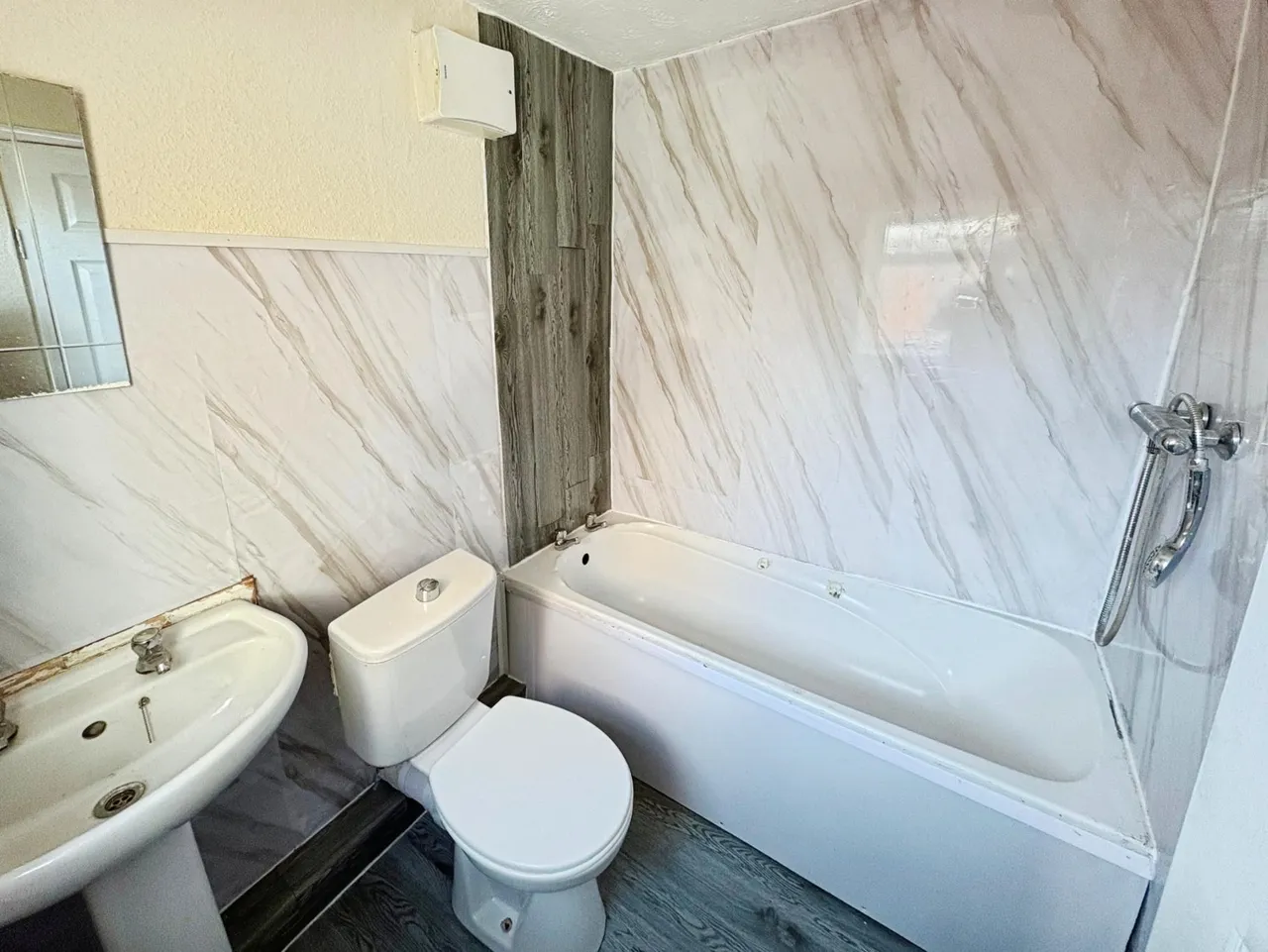 Overton Road, Sheffield, S6, photo 5