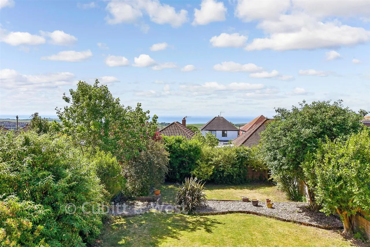 McWilliam Road, Woodingdean, BN2, photo 2