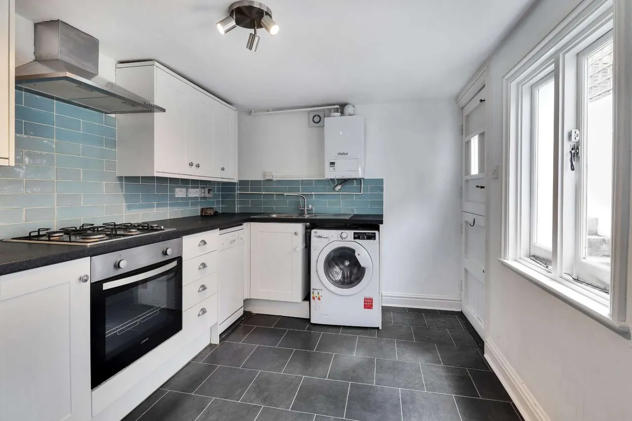 Mountfield Road, Tunbridge Wells, Kent, TN1 1SG, photo 7