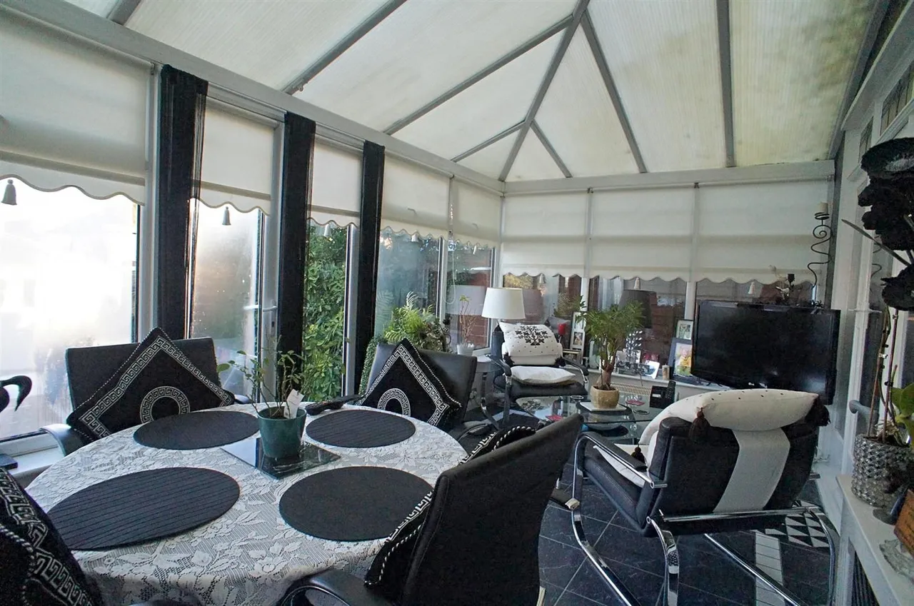 Heriot Avenue, London, photo 7