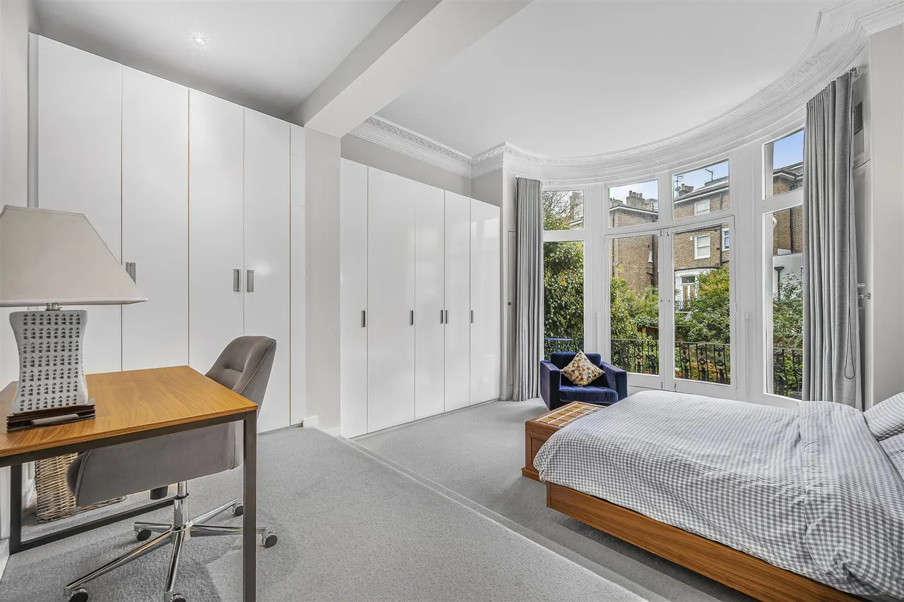 Buckland Crescent, Belsize Park, NW3, photo 3