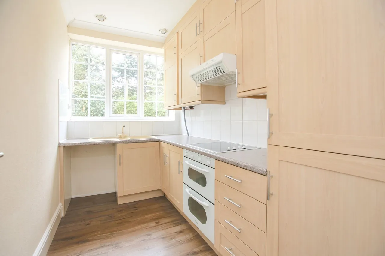 Buxton Old Road, Disley, SK12, photo 3