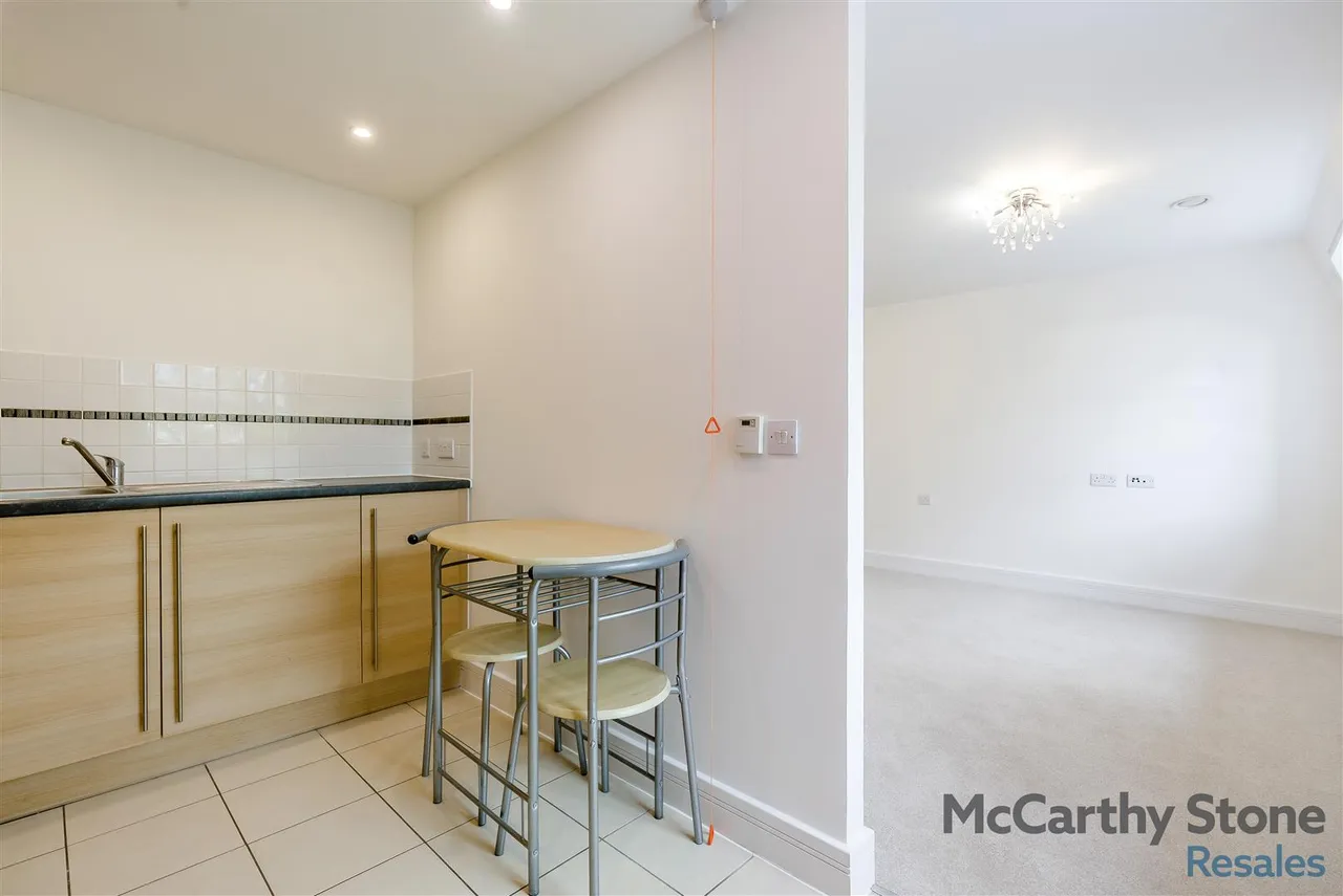 College Way, Welwyn Garden City, AL8, photo 6
