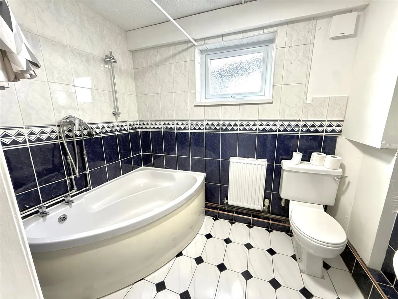 Bell Street, Barry, CF62, photo 5