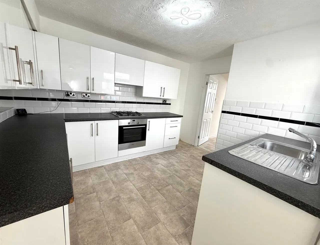 Bell Street, Barry, CF62, photo 4