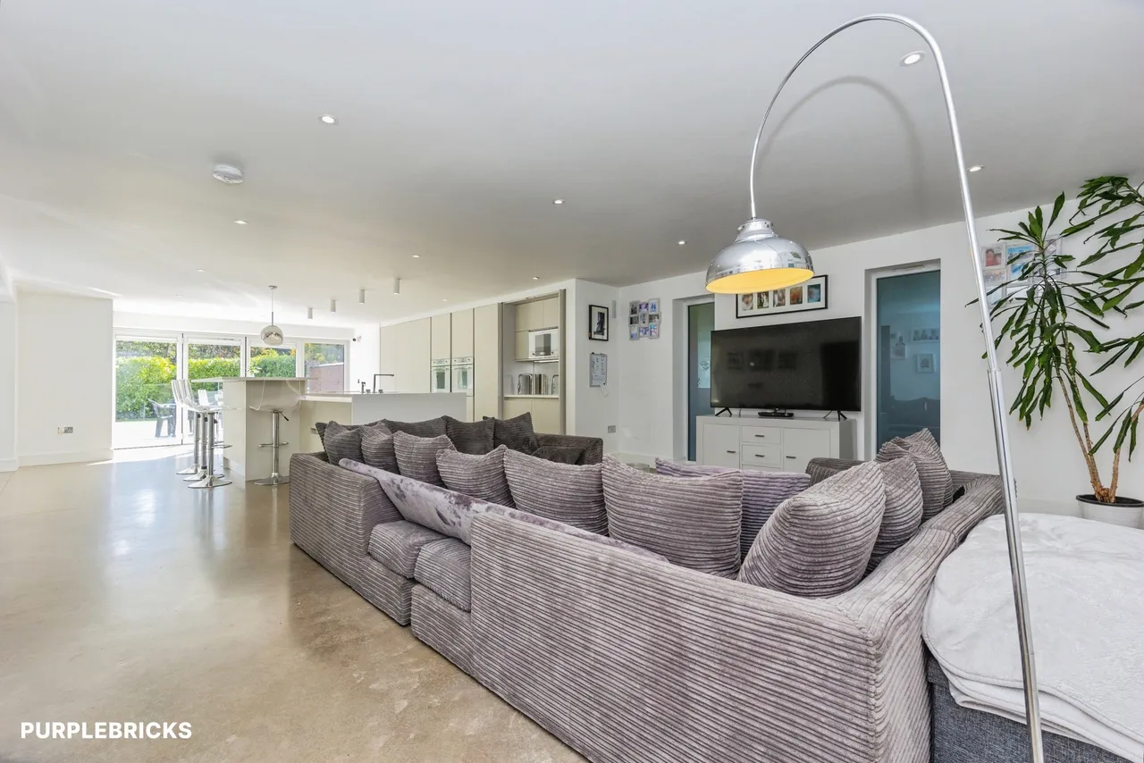 Ashworth Close, Bowdon, WA14, photo 14