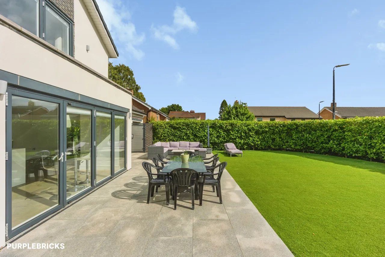 Ashworth Close, Bowdon, WA14, photo 11