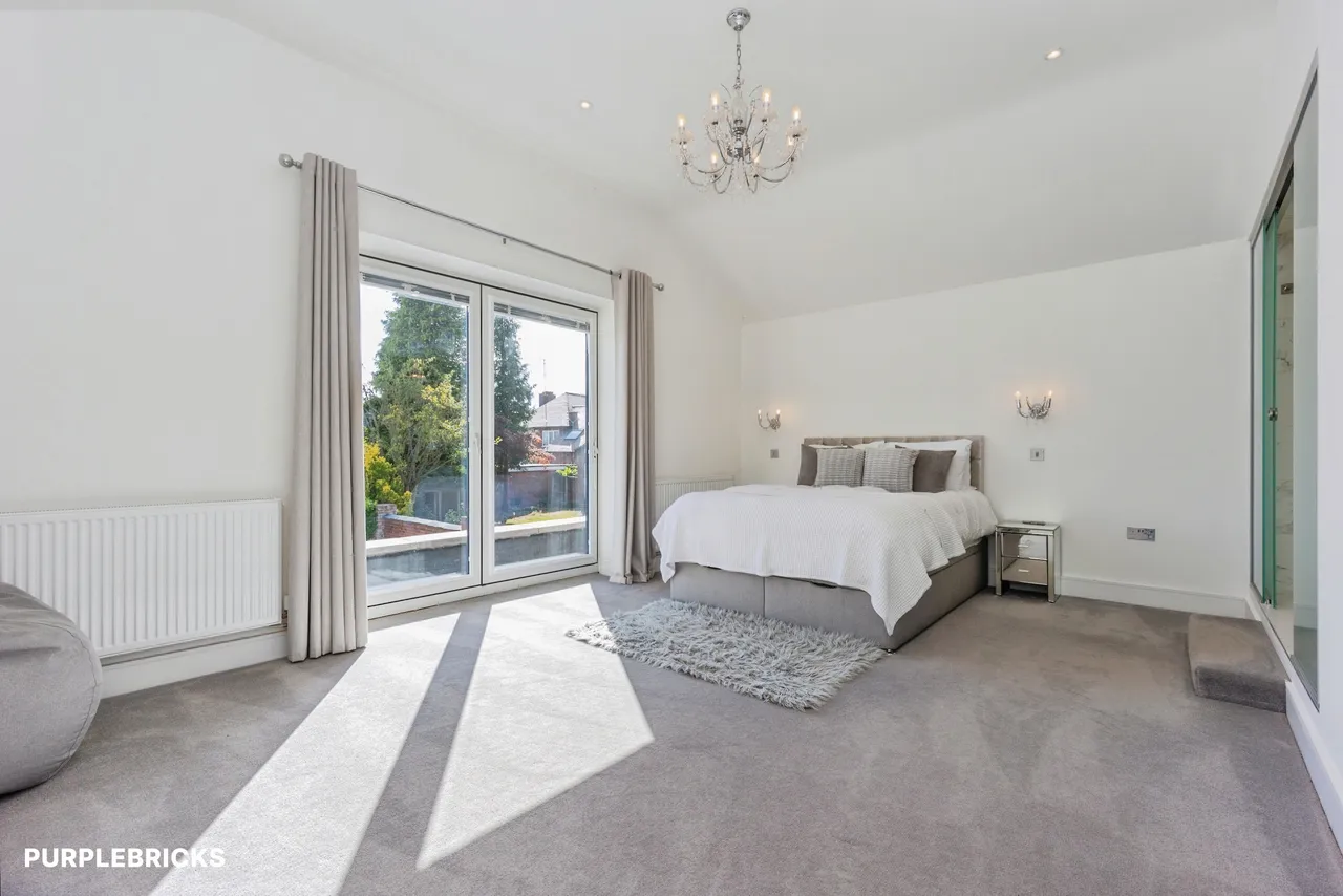 Ashworth Close, Bowdon, WA14, photo 22