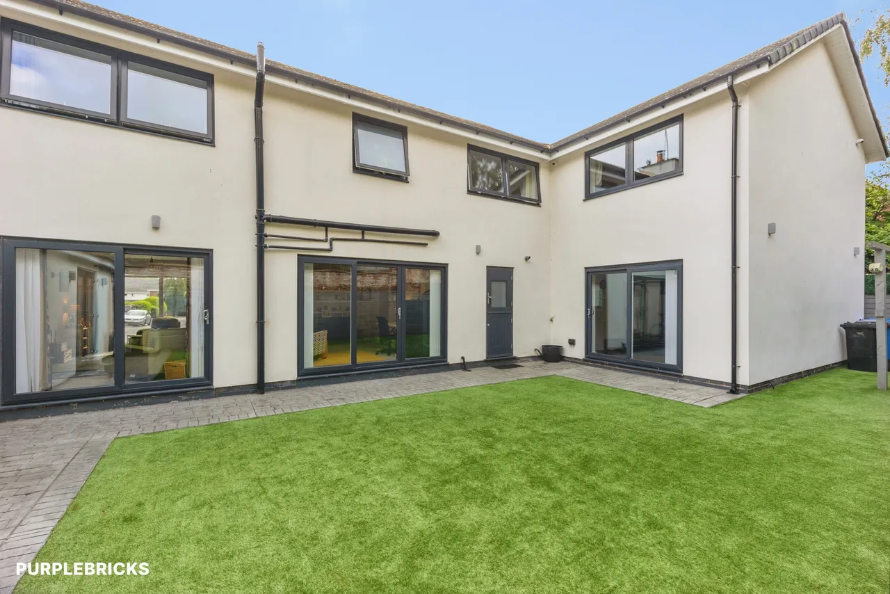 Ashworth Close, Bowdon, WA14, photo 16