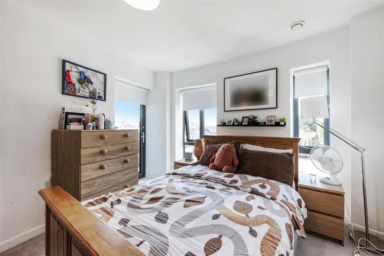 Neasden Lane, Willesden, NW10, photo 9