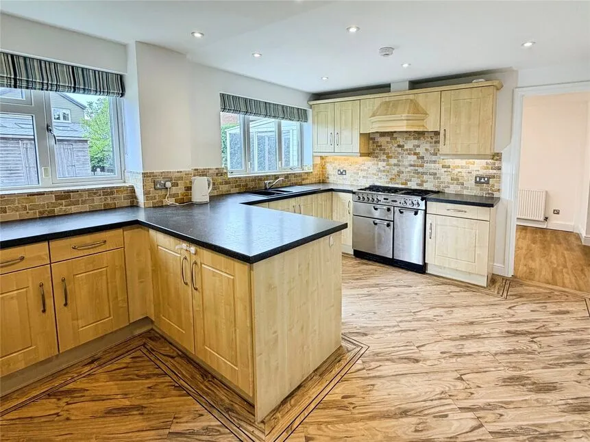 Thealby Gardens, Doncaster, South Yorkshire, DN4, photo 12