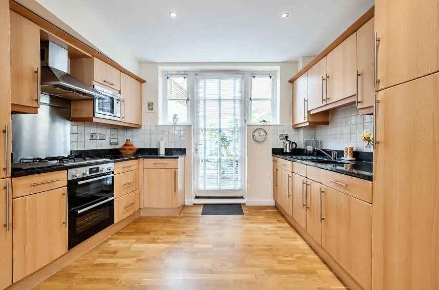 Sussex Street, Winchester, SO23, photo 14