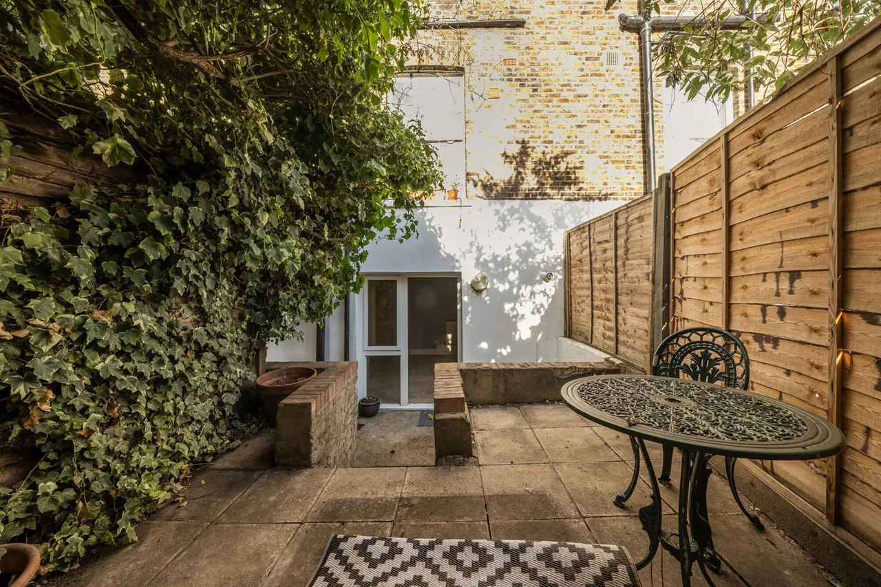 County Grove, SE5, photo 4