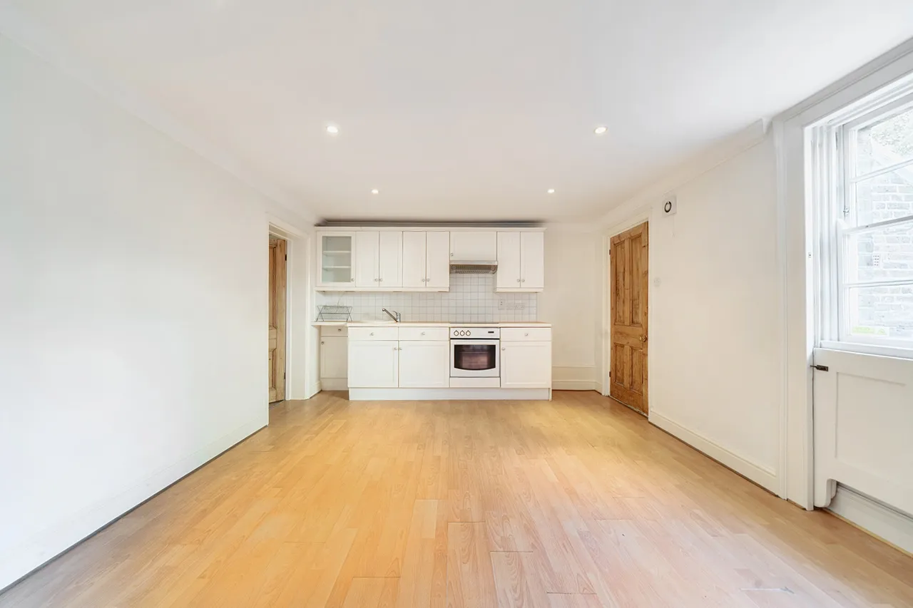 County Grove, SE5, photo 12