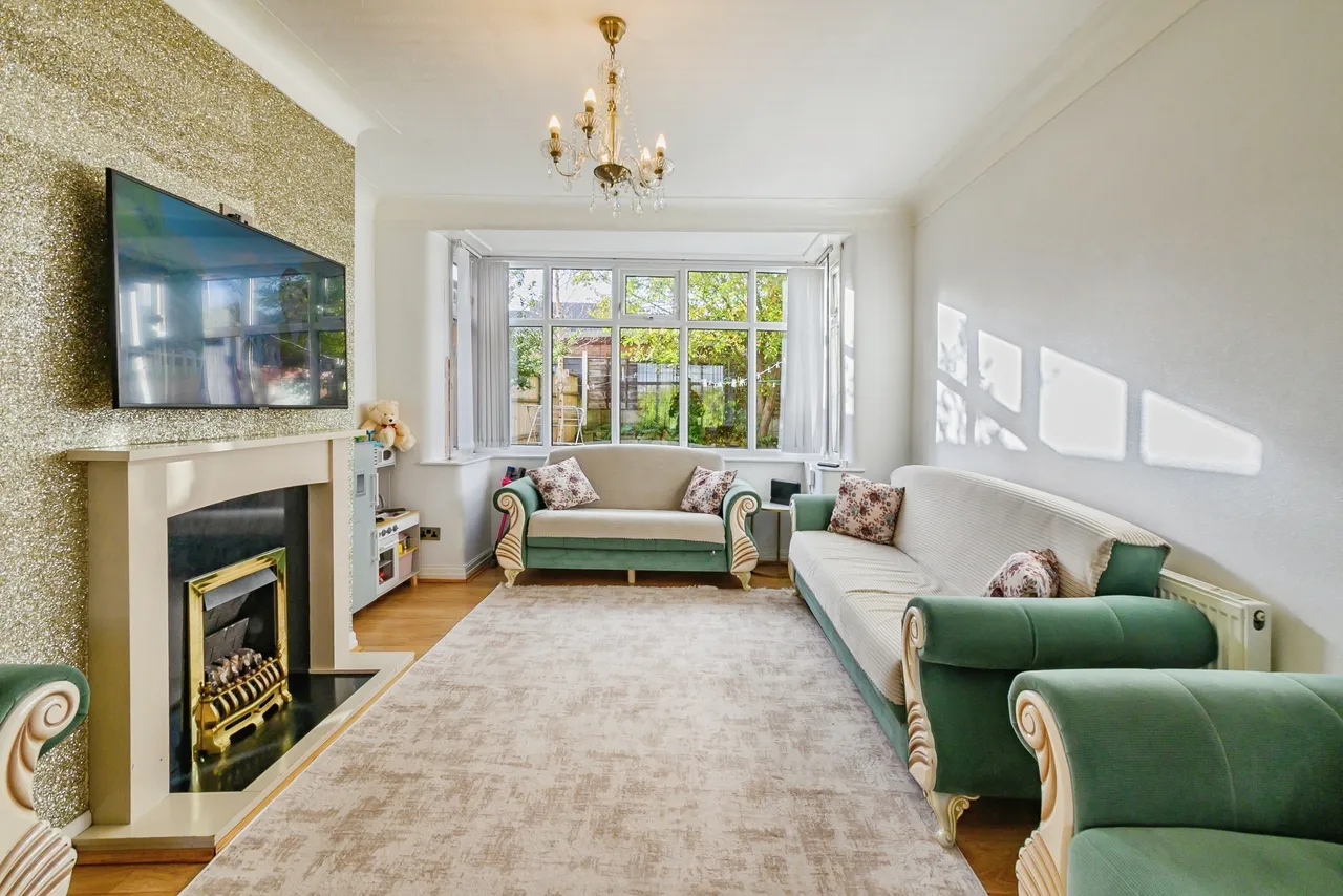 Bolton Road, Bolton, BL4, photo 4